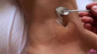 Дубоко бловјоб и страствени секс изблиза - поједена сперма
